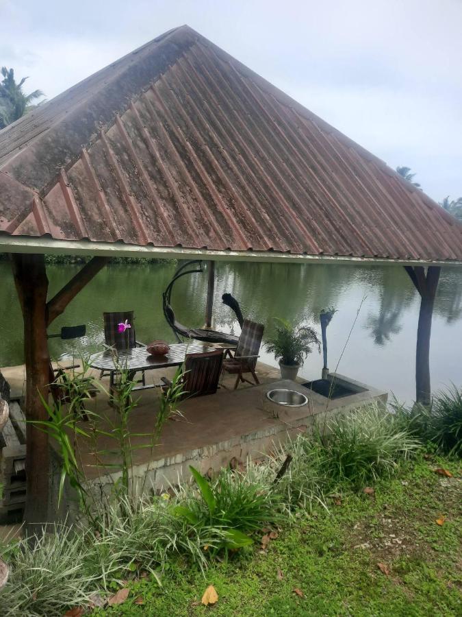 Orchid Island B&B On The River With Pool & Jetty Pacific Harbour Extérieur photo